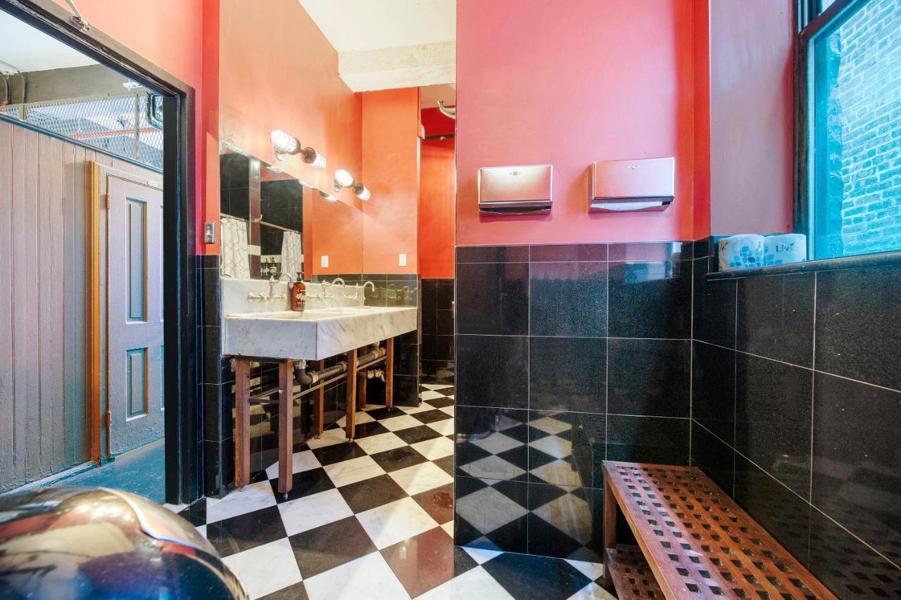 The Bowery House Hostel New York Bagian luar foto