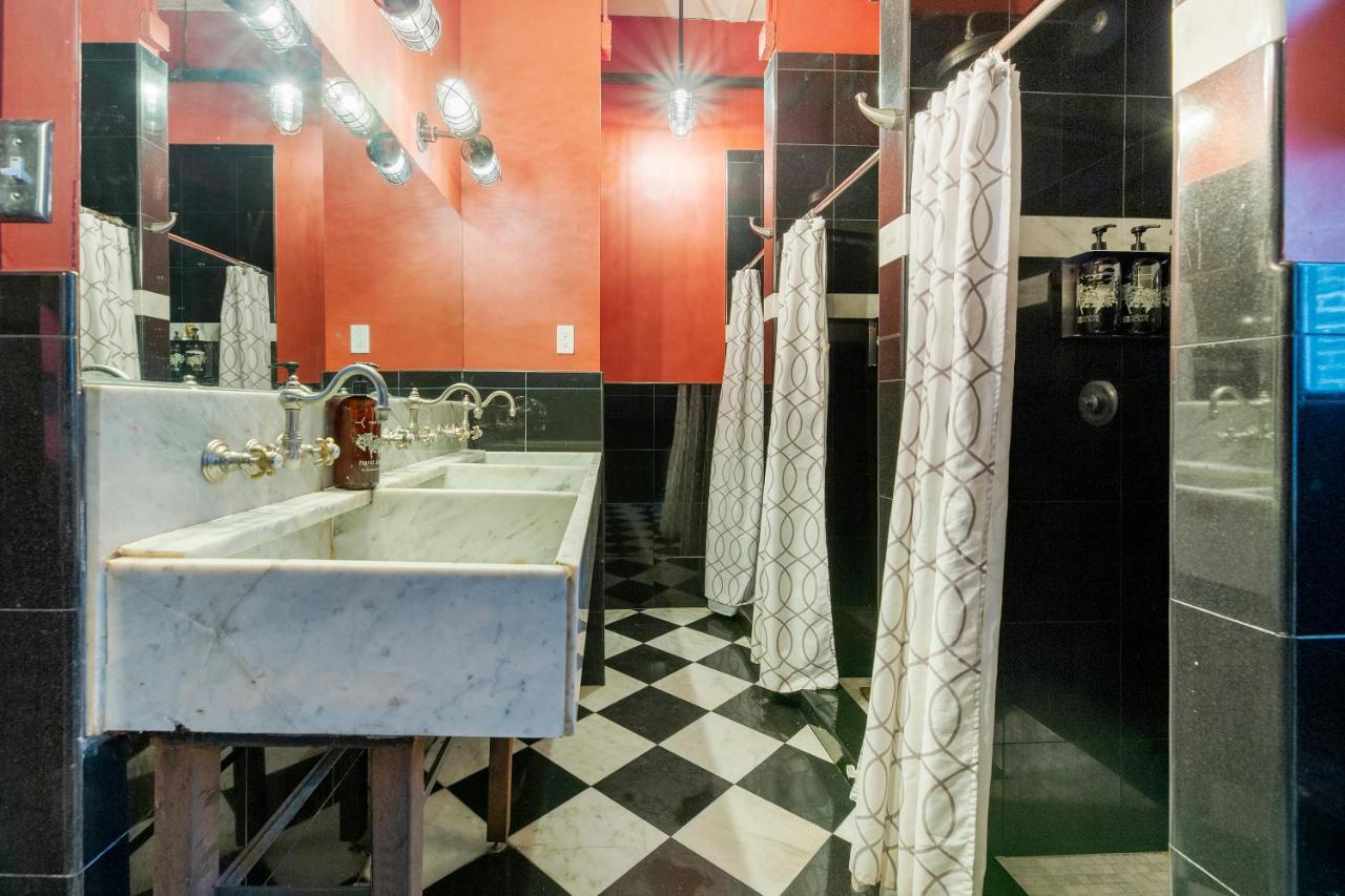 The Bowery House Hostel New York Bagian luar foto