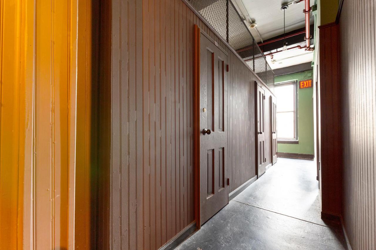 The Bowery House Hostel New York Bagian luar foto