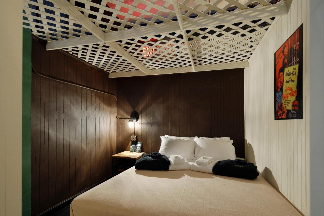 The Bowery House Hostel New York Bagian luar foto